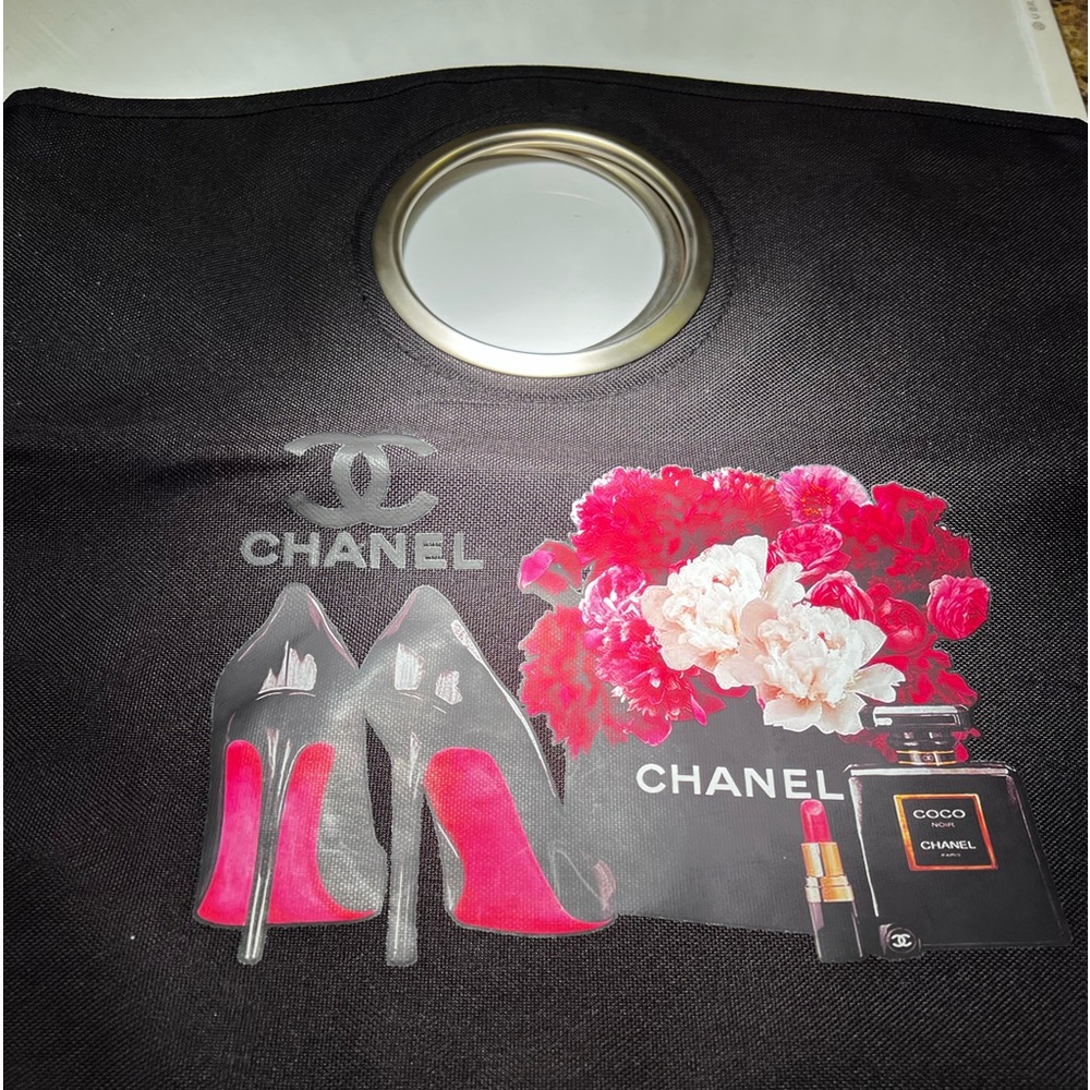 Designer Tote Bag. NWOT Black Pink White with Round Handles 16x15 inches